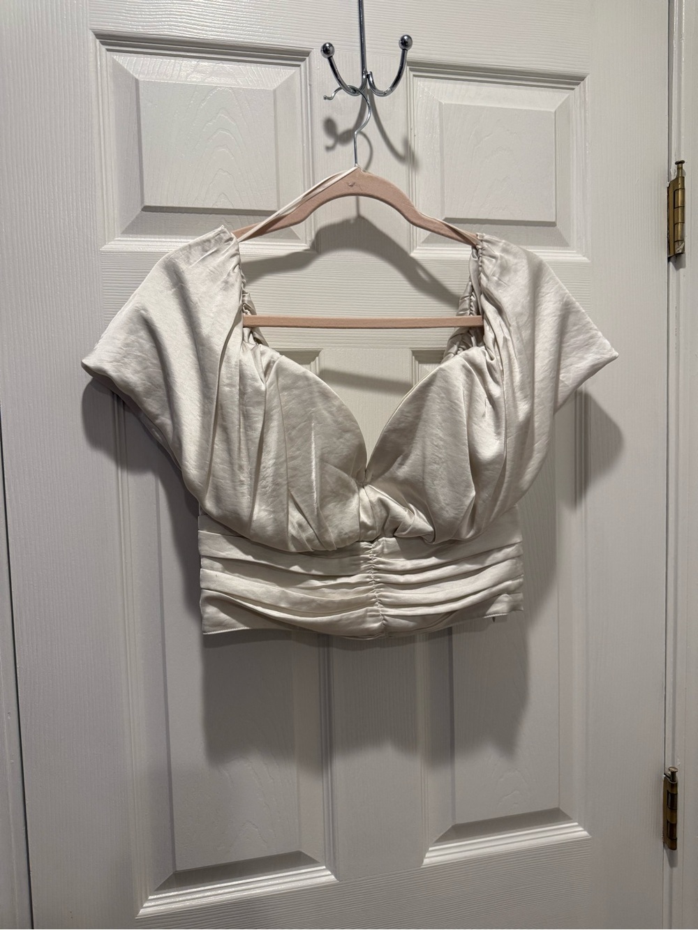 Women's Cream puff sleeve cream Top